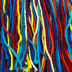 Pom Pom Dreamcatcher-Siesta Crafts