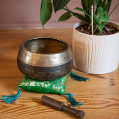 Antique Mani Singing Bowl No.39-Siesta Crafts