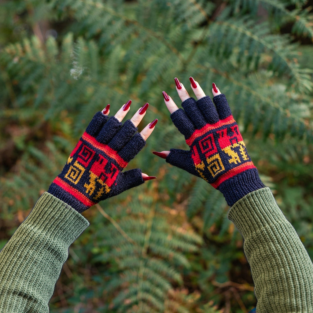 Llama Fingerless Gloves-Siesta Crafts