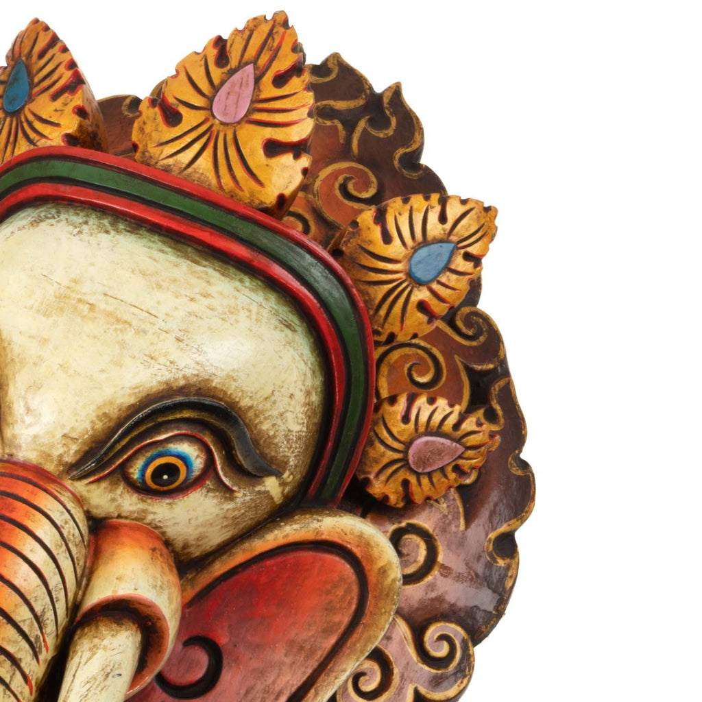 Artisan Ganesh in Wood Carving-Siesta Crafts