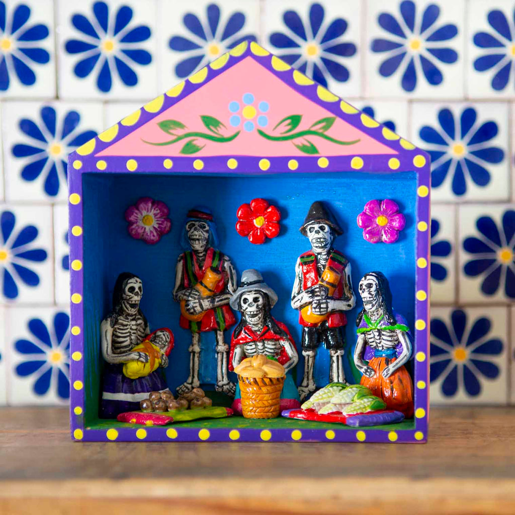 Market Retablo-Siesta Crafts