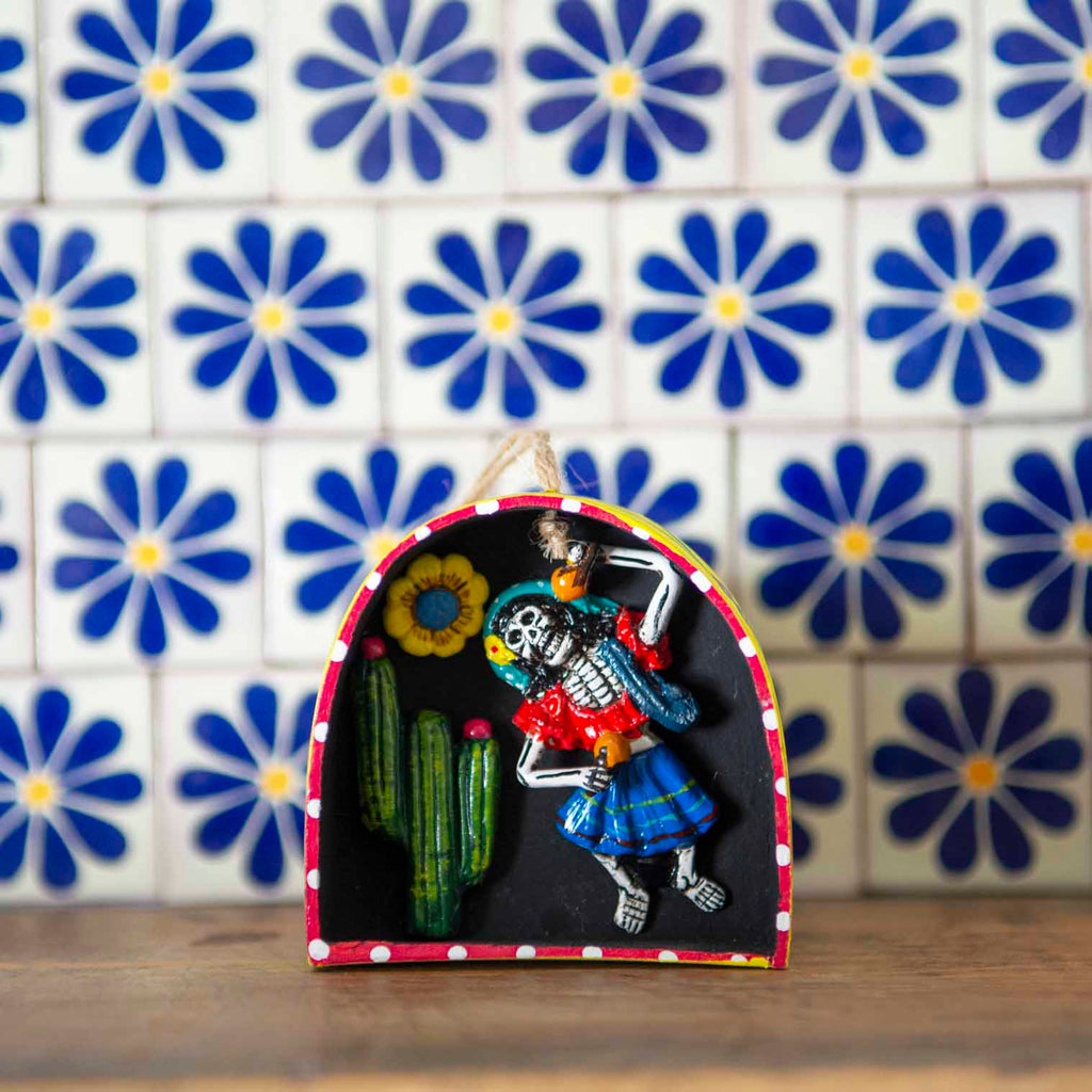 Maracas Retablo-Siesta Crafts