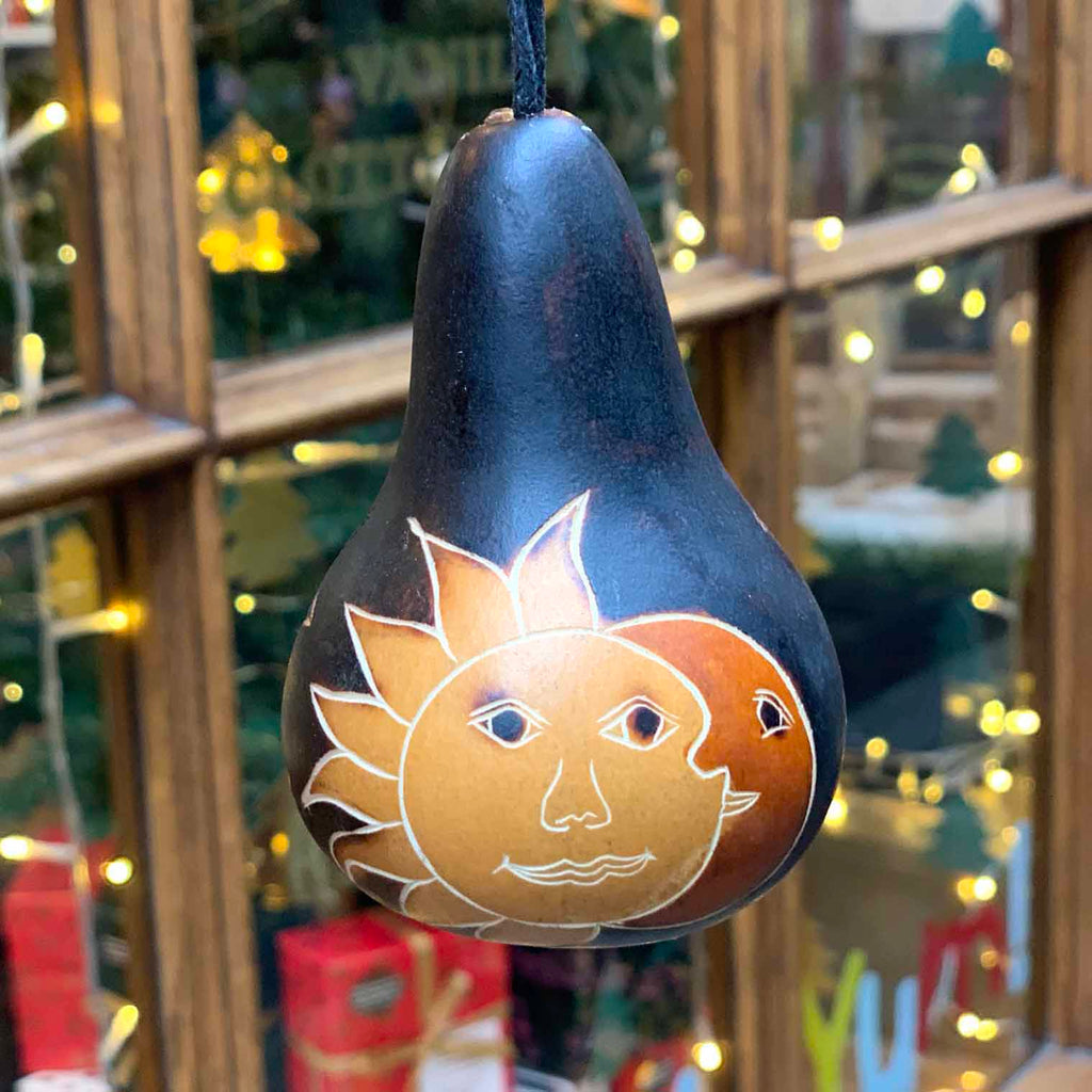 Carved Gourd Hanging-Siesta Crafts