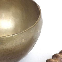 Hand Beaten Singing Bowl Approx 900g-Siesta Crafts