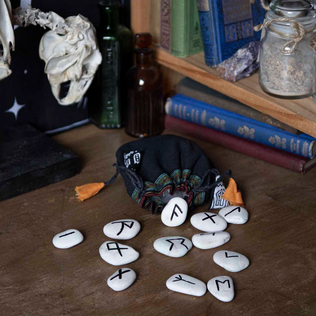 Pagan Runes-Siesta Crafts
