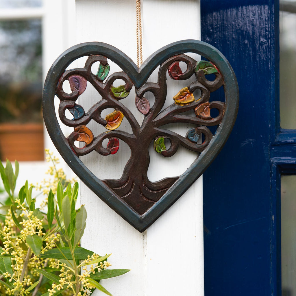 Heart Shaped Autumn Leaves Plaque-Siesta Crafts