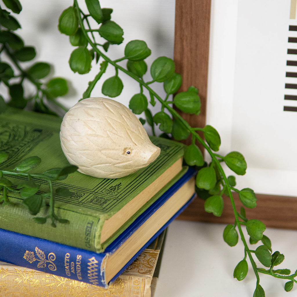 Mini Hedgehog Woodcarving-Siesta Crafts