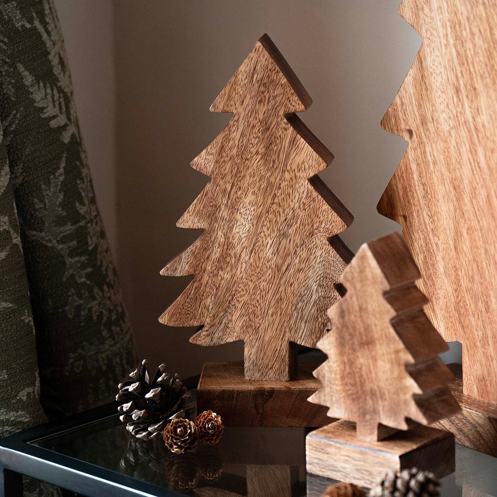 Christmas Tree Carving - Medium