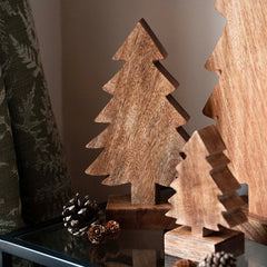 Christmas Tree Carving - Medium
