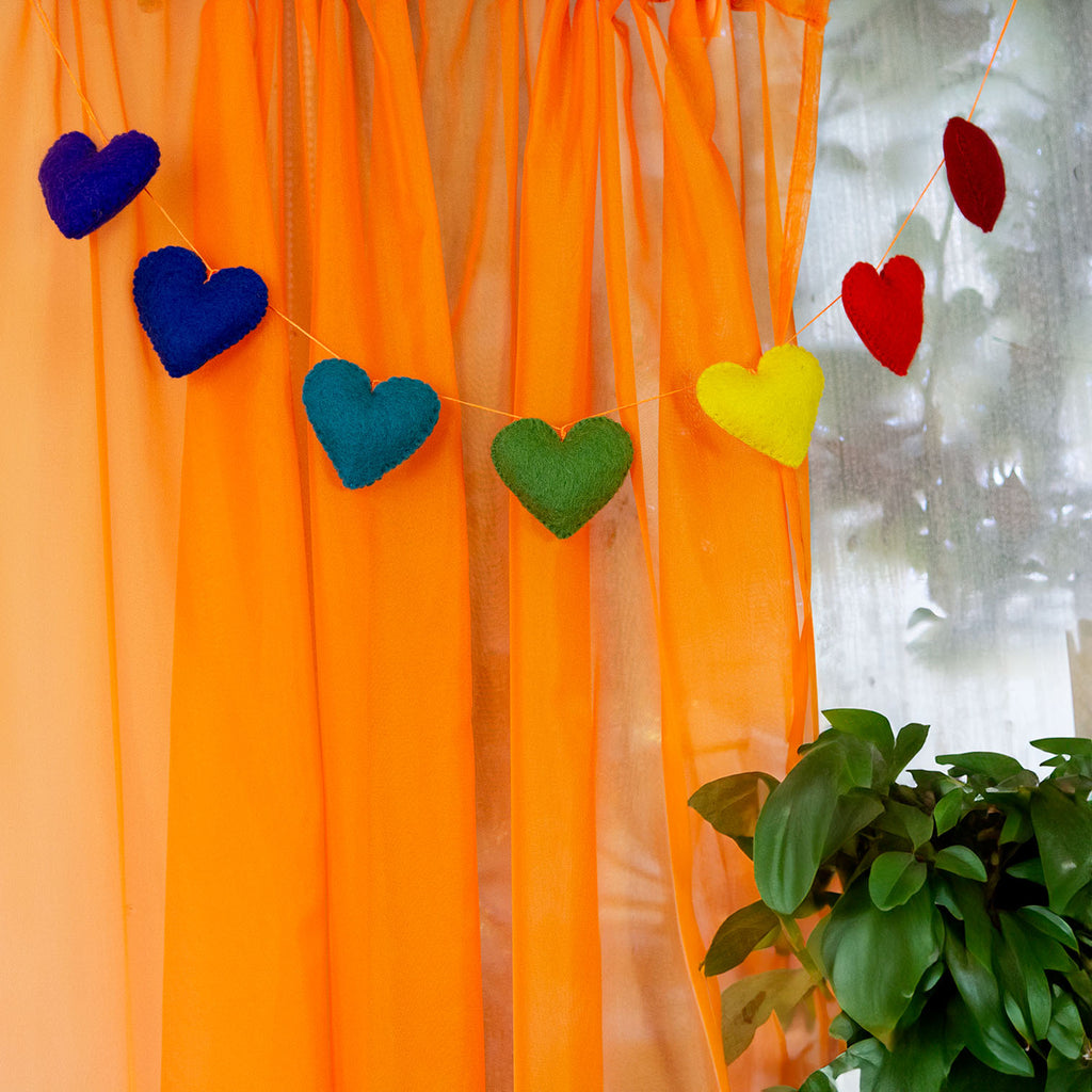 String of Felt Rainbow Hearts-Siesta Crafts