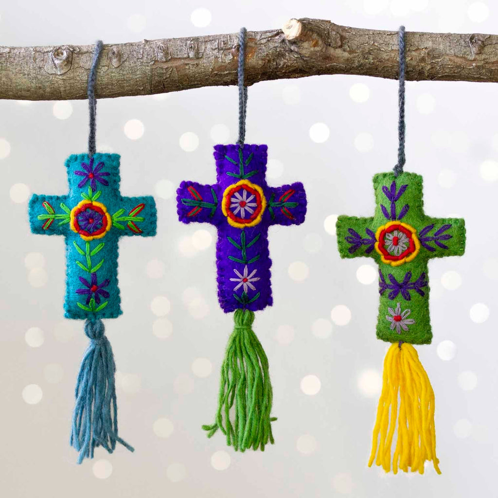 Hanging Felt Cross-Siesta Crafts