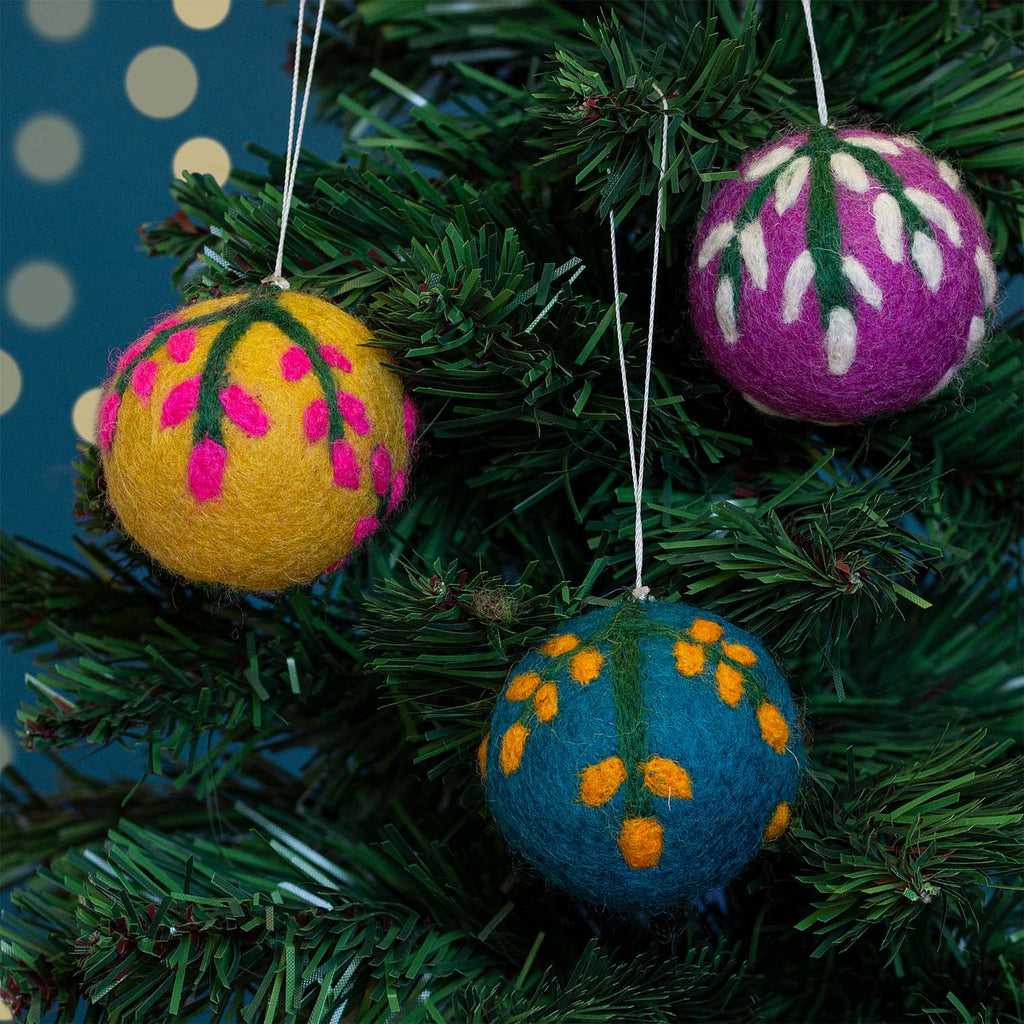 Tree Bauble Felt Hanging Decoration-Siesta Crafts