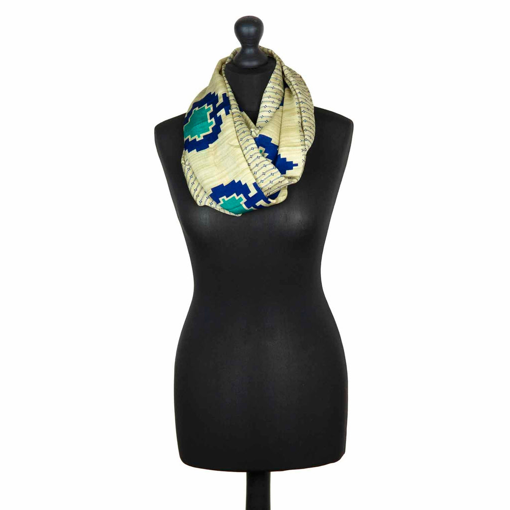 Recycled Sari Snood-Siesta Crafts