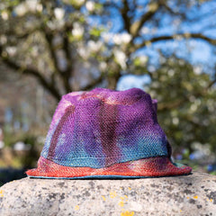 Tie Dye Hessian Hat-Siesta Crafts