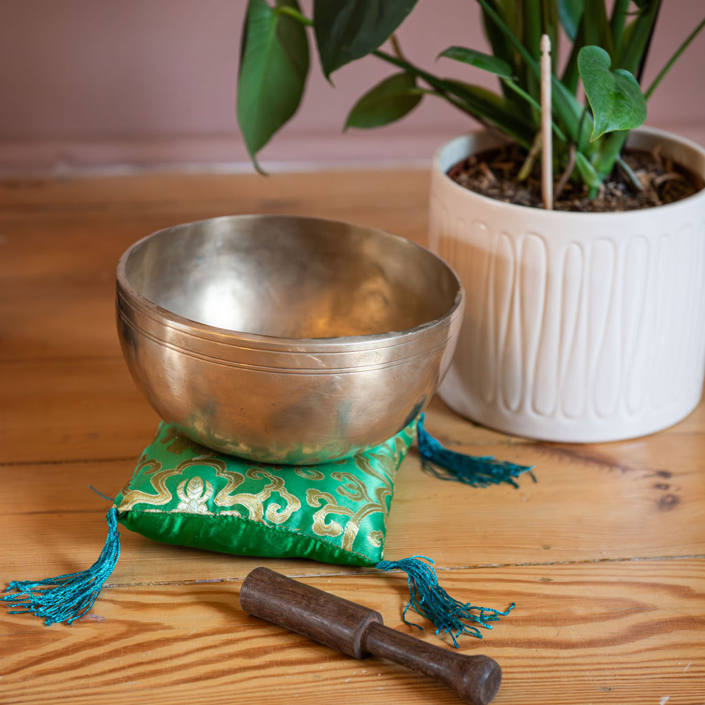 Special Lingam Singing Bowl No.35-Siesta Crafts