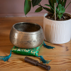Antique Mani Singing Bowl No.41-Siesta Crafts